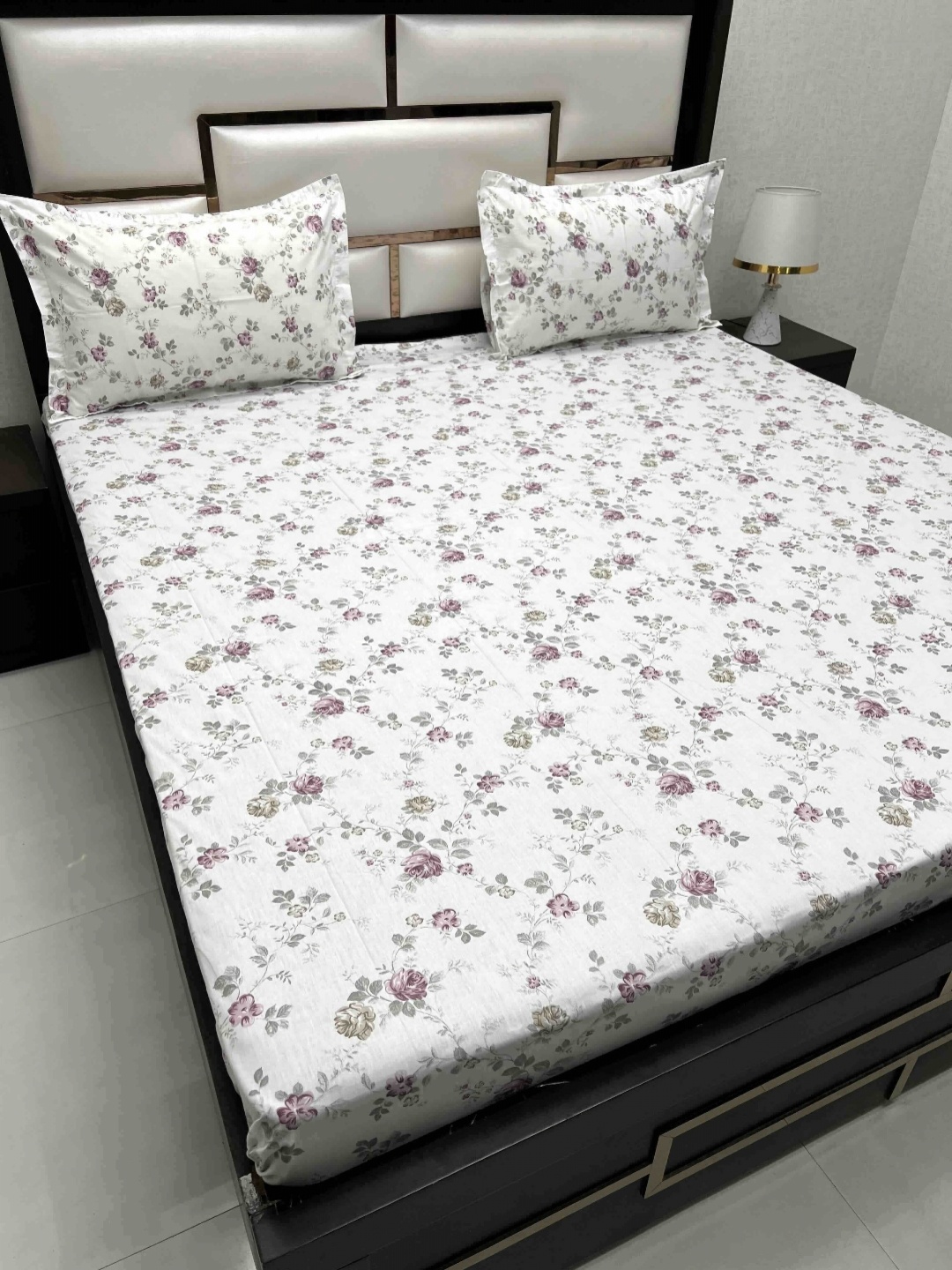 Pure Decor Cotton King Size Double Bed Bedsheet With 2 Pillow Covers 108 in X 108 in, White
Pure Decor Cotton King Size Double Bed Bedsheet With 2 Pillow Covers 108 in X 108 in, White