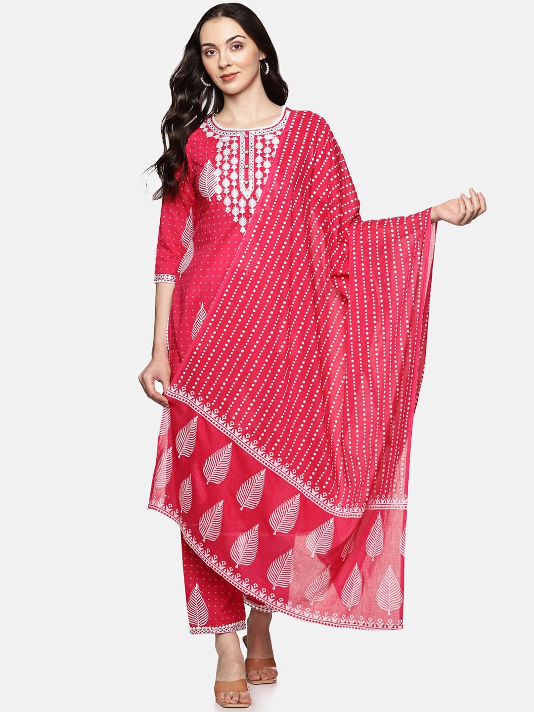 RAJMANDIRFABRICS Women Floral Embroidered Regular Mirror Work Pure Cotton Kurta with Trousers & With Dupatta, Pink
RAJMANDIRFABRICS Women Floral Embroidered Regular Mirror Work Pure Cotton Kurta with Trousers & With Dupatta, Pink