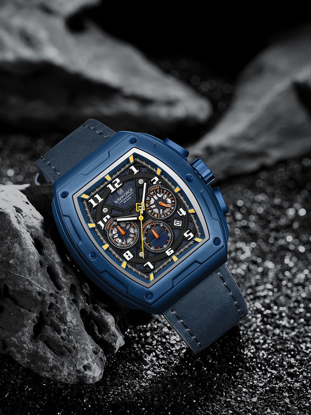 Naviforce Men Dial & Leather Straps Analogue Chronograph Watch NF8053_BE BE BE, Blue
Naviforce Men Dial & Leather Straps Analogue Chronograph Watch NF8053_BE BE BE, Blue