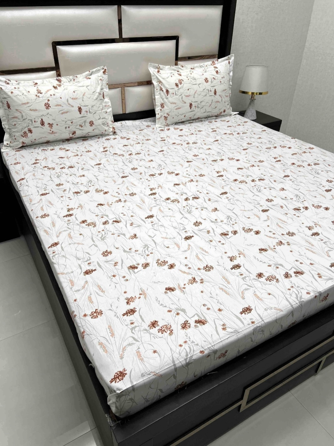 Pure Decor Cotton King Size Double Bed Bedsheet With 2 Pillow Covers 108 in X 108 in, White
Pure Decor Cotton King Size Double Bed Bedsheet With 2 Pillow Covers 108 in X 108 in, White