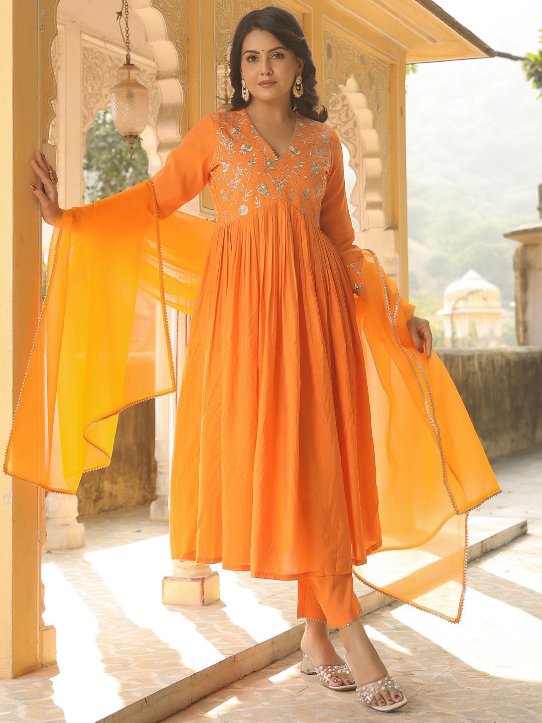 Anni Designer Women Embroidered Regular Thread Work Kurta with Trousers & With Dupatta, Orange
Anni Designer Women Embroidered Regular Thread Work Kurta with Trousers & With Dupatta, Orange