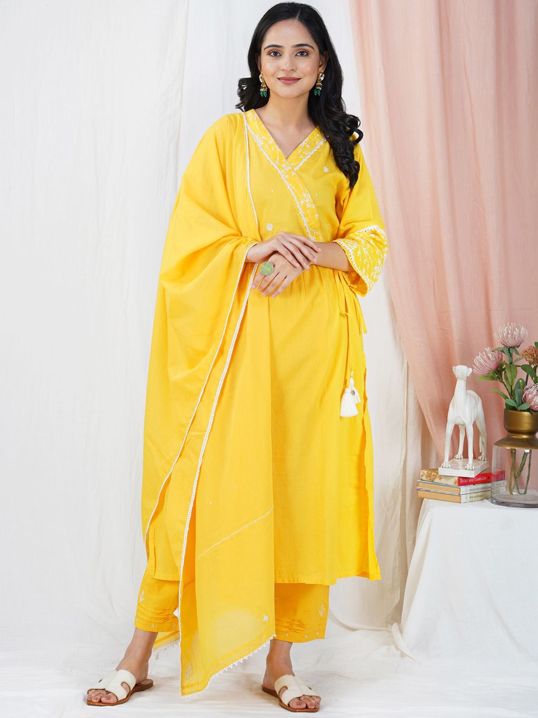 zuri Floral Embroidered Angrakha Pure Cotton A-Line Kurta With Trouser With Dupatta, Yellow
zuri Floral Embroidered Angrakha Pure Cotton A-Line Kurta With Trouser With Dupatta, Yellow