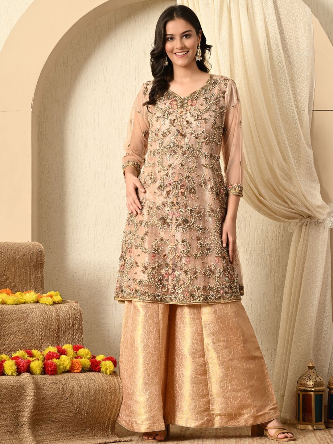 ZARIKALI Ethnic Motifs Embroidered Zardozi Straight Kurta With Sharara & Dupatta, Peach
ZARIKALI Ethnic Motifs Embroidered Zardozi Straight Kurta With Sharara & Dupatta, Peach