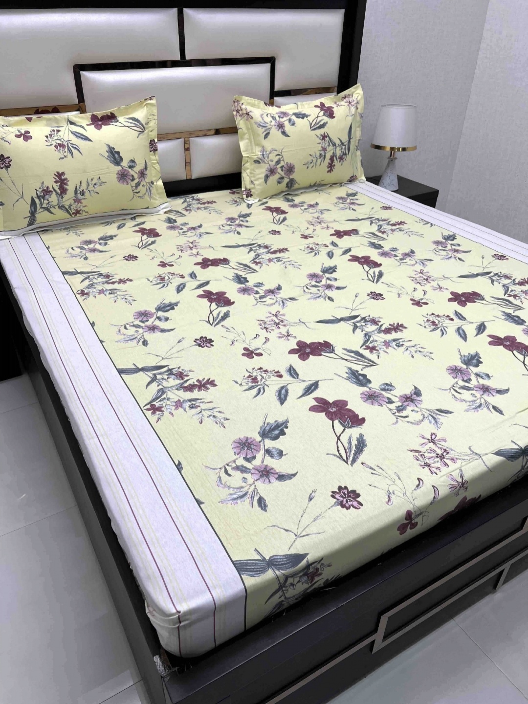 Pure Decor Royal Velar Yellow Printed Pure Cotton 380 TC King Bedsheet Set 2.73 m x 2.76 m
Pure Decor Royal Velar Yellow Printed Pure Cotton 380 TC King Bedsheet Set 2.73 m x 2.76 m