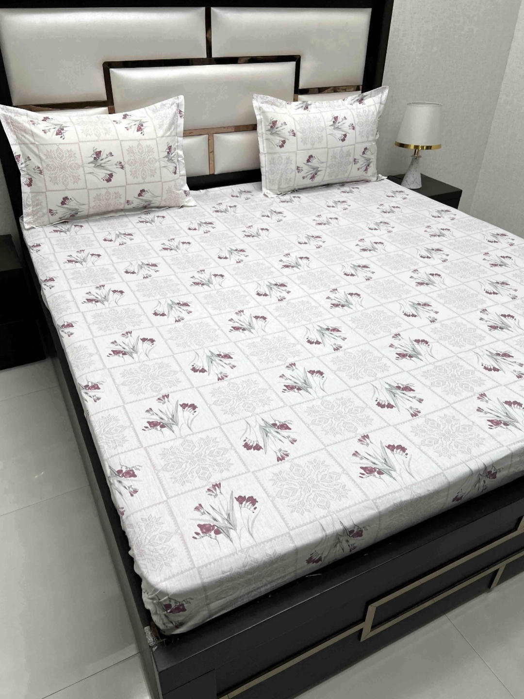 Pure Decor Cotton King Size Double Bed Bedsheet With 2 Pillow Covers 108 in X 108 in, White
Pure Decor Cotton King Size Double Bed Bedsheet With 2 Pillow Covers 108 in X 108 in, White