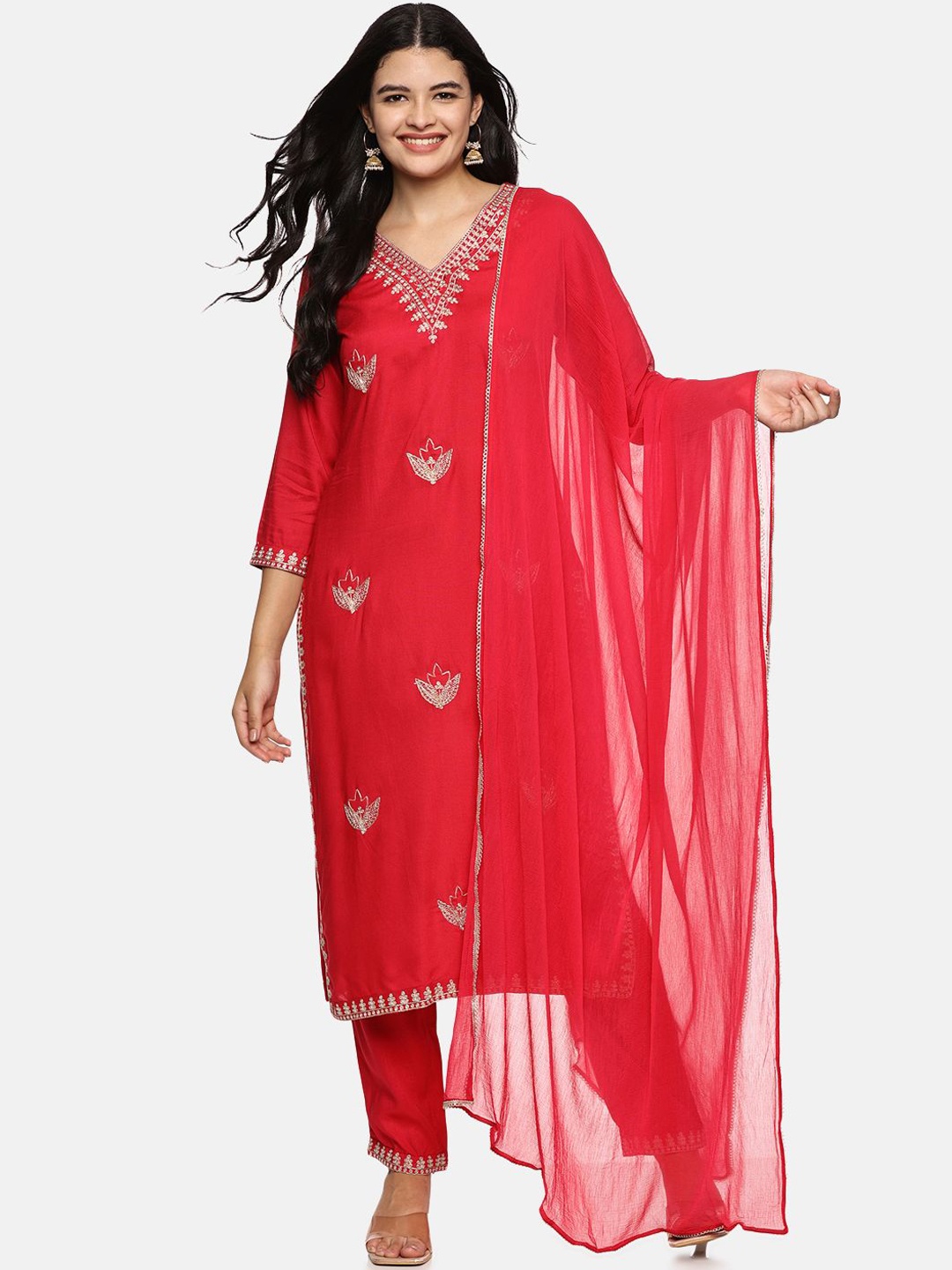 RAJMANDIRFABRICS Women Ethnic Motifs Embroidered Regular Sequinned Kurta with Trousers & With Dupatta, Pink
RAJMANDIRFABRICS Women Ethnic Motifs Embroidered Regular Sequinned Kurta with Trousers & With Dupatta, Pink