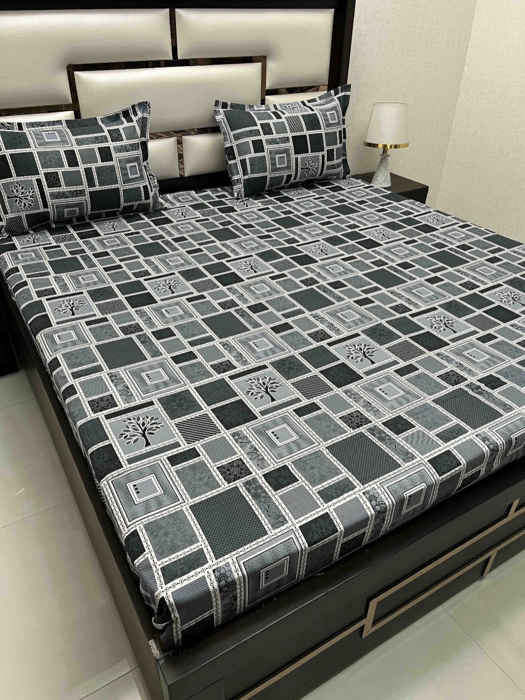 Pure Decor Velar Sib Grey Printed Pure Cotton 380 TC King Bedsheet Set 2.73 m x 2.76 m
Pure Decor Velar Sib Grey Printed Pure Cotton 380 TC King Bedsheet Set 2.73 m x 2.76 m
