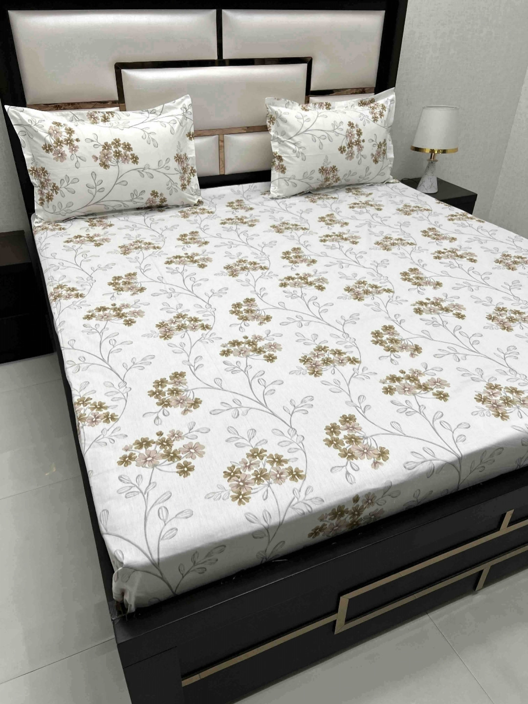 Pure Decor White & Brown Floral King Bedsheet with 2 Pillow Covers
Pure Decor White & Brown Floral King Bedsheet with 2 Pillow Covers