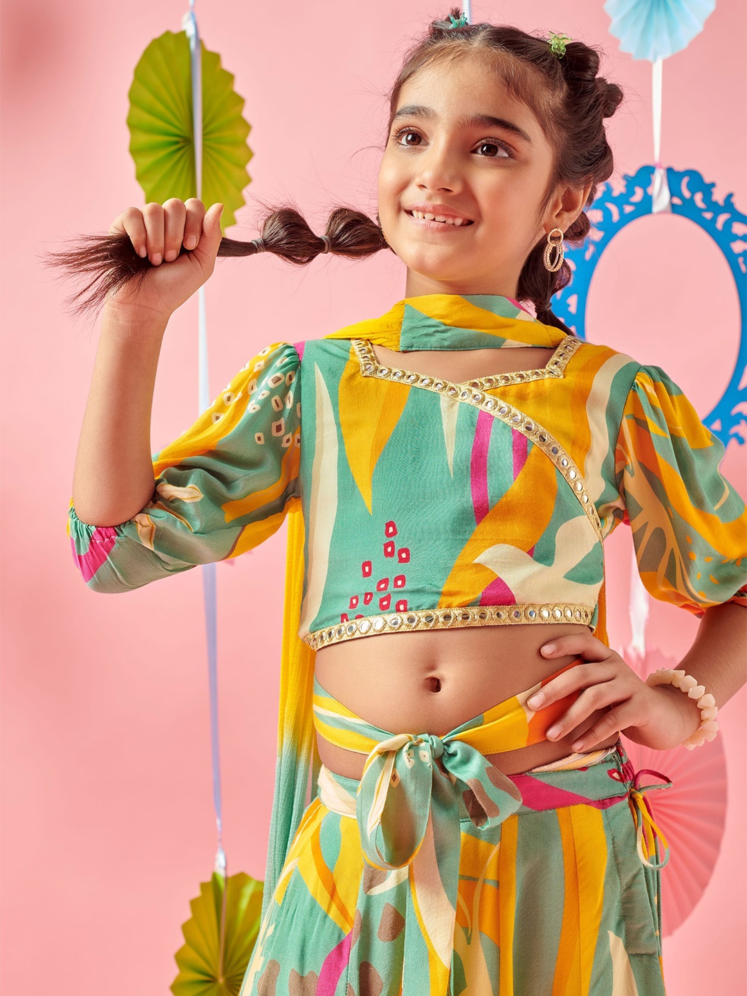 MASTARANG Girls Embroidered Mirror Work Ready to Wear Lehenga & Blouse With Dupatta, Green
MASTARANG Girls Embroidered Mirror Work Ready to Wear Lehenga & Blouse With Dupatta, Green
