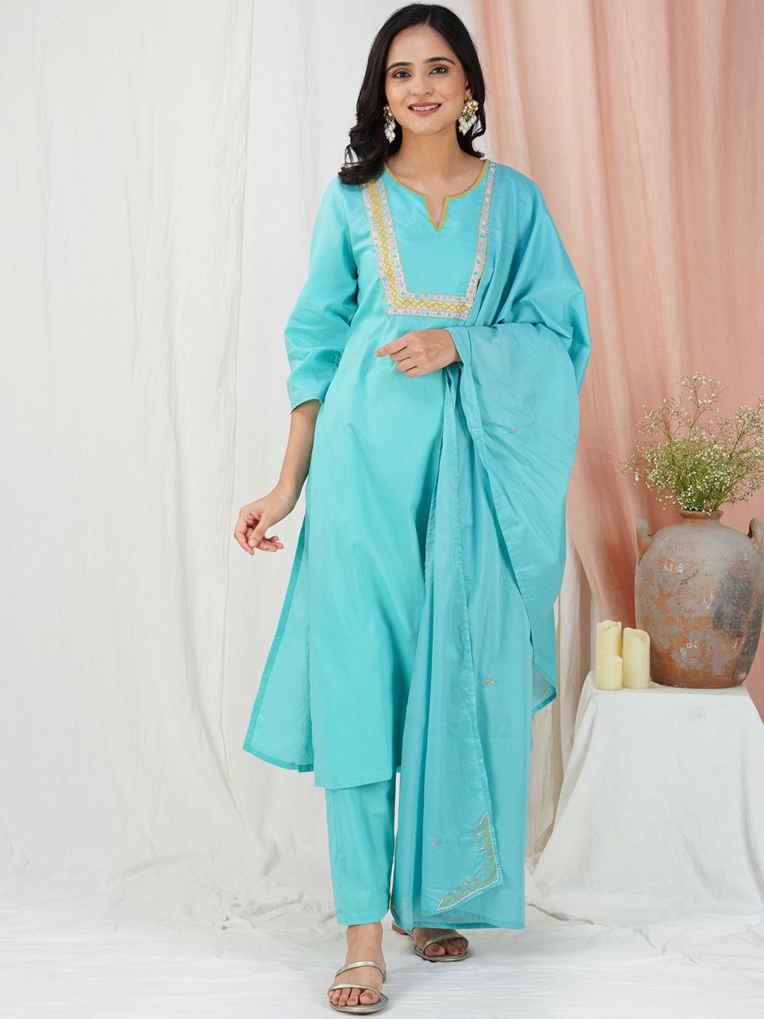 zuri Ethnic Motifs Embroidered Pure Cotton Straight Kurta with Trousers & Dupatta, Blue
zuri Ethnic Motifs Embroidered Pure Cotton Straight Kurta with Trousers & Dupatta, Blue