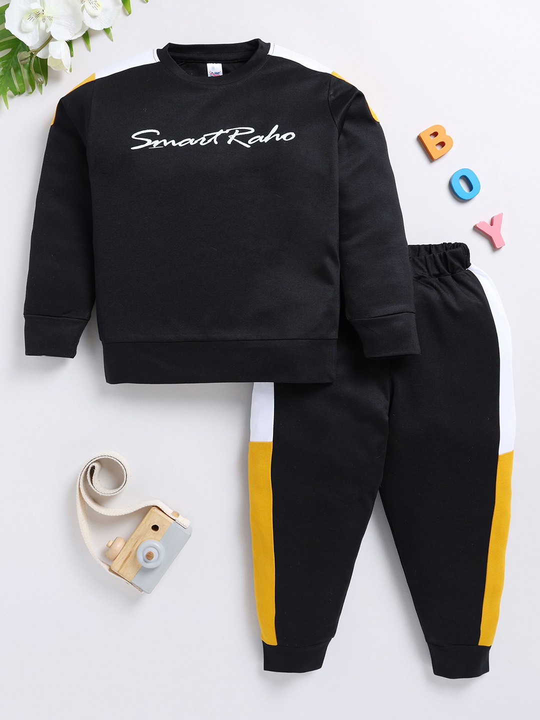 BAESD Boys Printed Round Neck Long Sleeves Pure Cotton Sweatshirt With Jogger, Yellow
BAESD Boys Printed Round Neck Long Sleeves Pure Cotton Sweatshirt With Jogger, Yellow