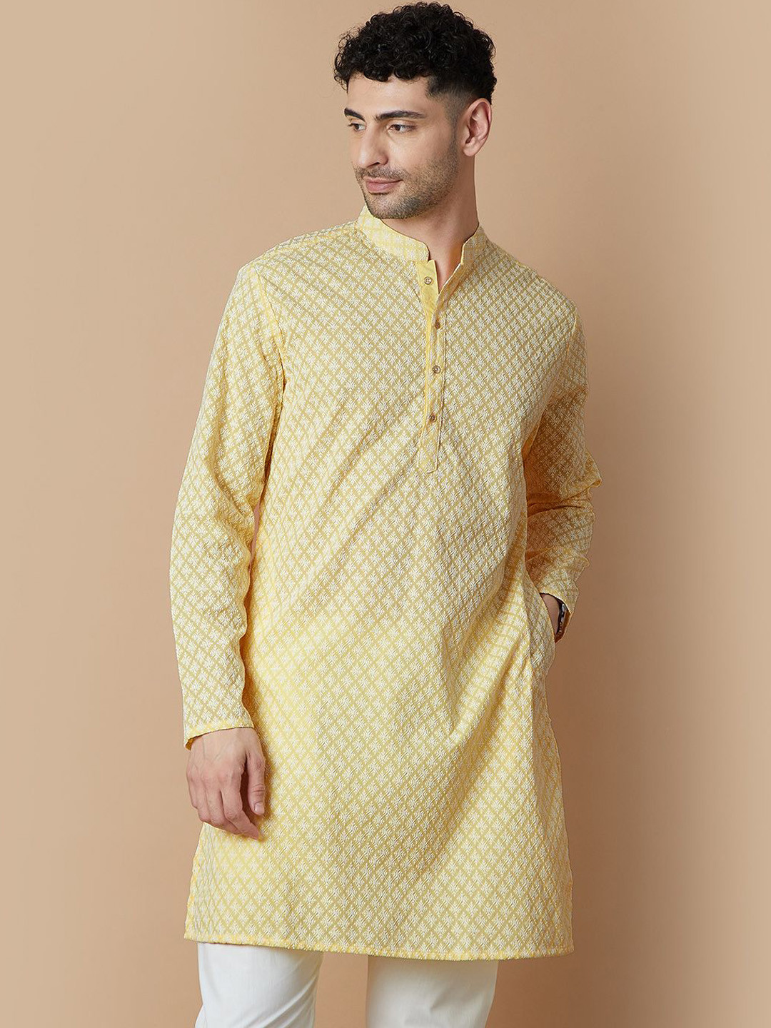 Melange by Lifestyle Geometric Embroidered Mandarin Collar Pure Cotton Straight Kurta, Yellow
Melange by Lifestyle Geometric Embroidered Mandarin Collar Pure Cotton Straight Kurta, Yellow