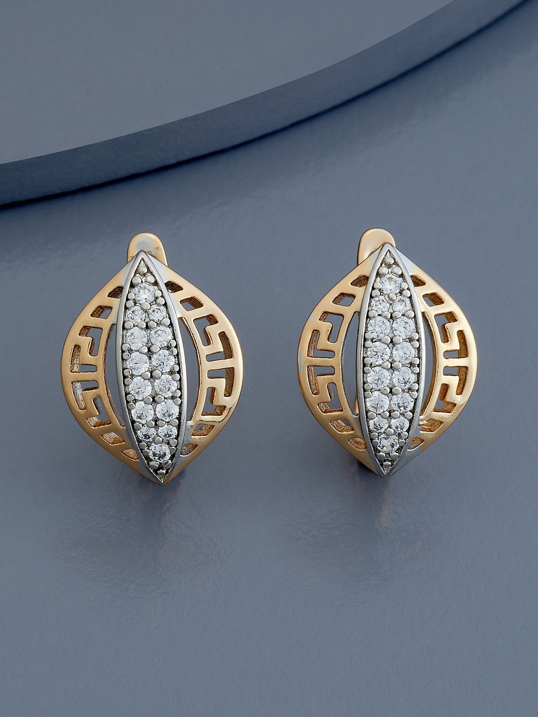 Kushal's Fashion Jewellery Rodium-Rose Gold Plated Zircon Studded LeafShaped Hoop Earrings
Kushal's Fashion Jewellery Rodium-Rose Gold Plated Zircon Studded LeafShaped Hoop Earrings