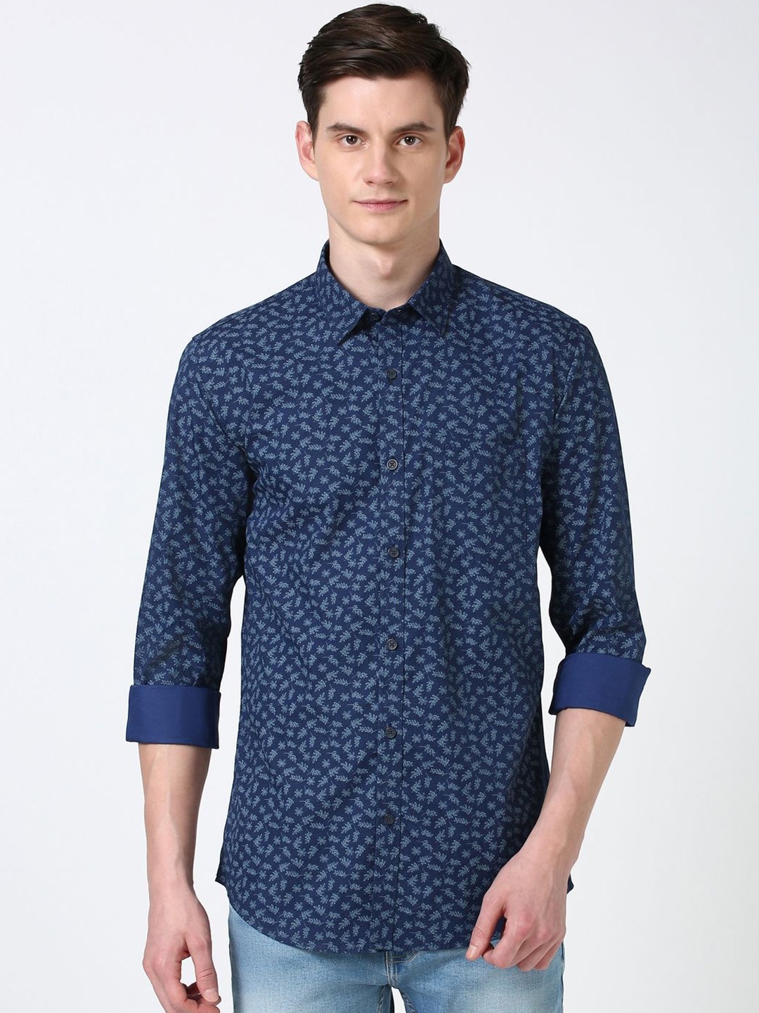 Peter England Casuals Men Slim Fit Floral Opaque Printed Casual Shirt, Blue
Peter England Casuals Men Slim Fit Floral Opaque Printed Casual Shirt, Blue