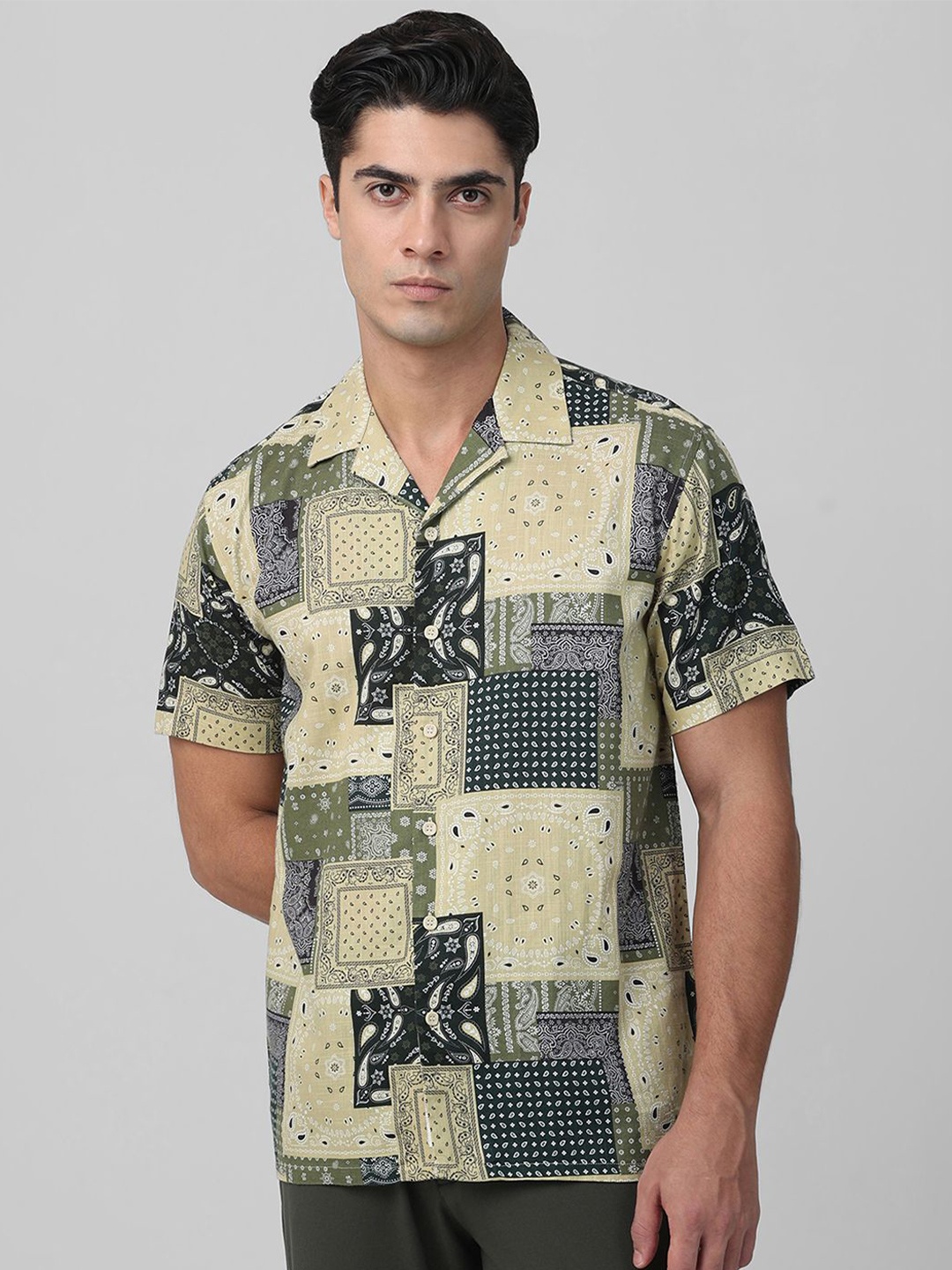 Mufti Men Cuban Collar Ethnic Motifs Printed Cotton Relaxed Fit Casual Shirt, Olive
Mufti Men Cuban Collar Ethnic Motifs Printed Cotton Relaxed Fit Casual Shirt, Olive