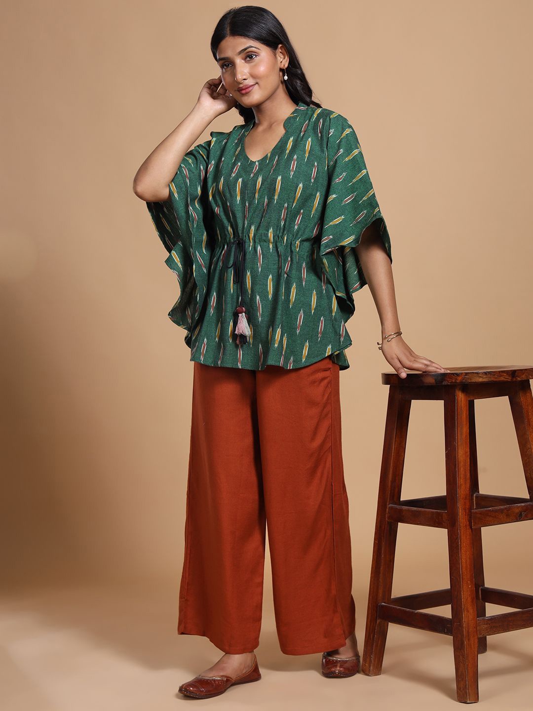 THE WEAVE TRAVELLER Women Cotton Ethnic Motifs Batwing Sleeve Cotton Kaftan Top, Green
THE WEAVE TRAVELLER Women Cotton Ethnic Motifs Batwing Sleeve Cotton Kaftan Top, Green