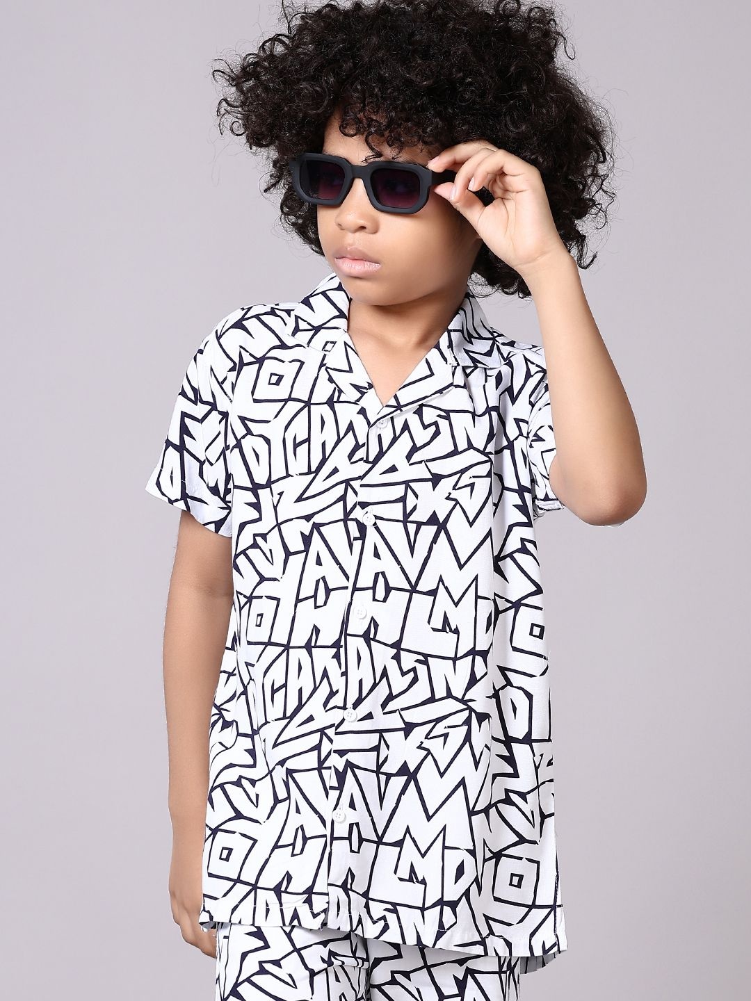 V-Mart Boys Abstract Printed Lapelled Collar Pure Cotton Casual Shirt & Trousers, White
V-Mart Boys Abstract Printed Lapelled Collar Pure Cotton Casual Shirt & Trousers, White