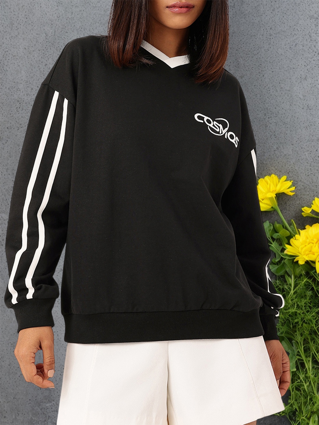 DressBerry Classic Vibe Striped & Embroidered Cotton Terry Relaxed Fit Sweatshirt, Black
DressBerry Classic Vibe Striped & Embroidered Cotton Terry Relaxed Fit Sweatshirt, Black
