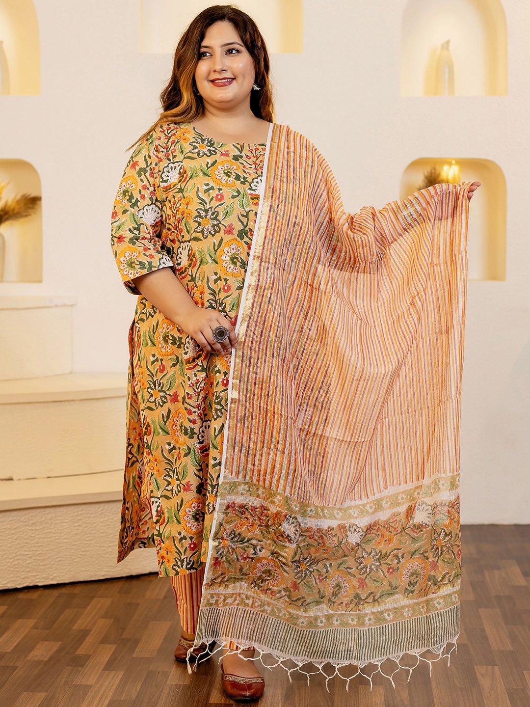 LALI JAIPUR Plus Size Floral Printed Sequinned Pure Cotton Kurta with Trouser & Dupatta, Orange
LALI JAIPUR Plus Size Floral Printed Sequinned Pure Cotton Kurta with Trouser & Dupatta, Orange