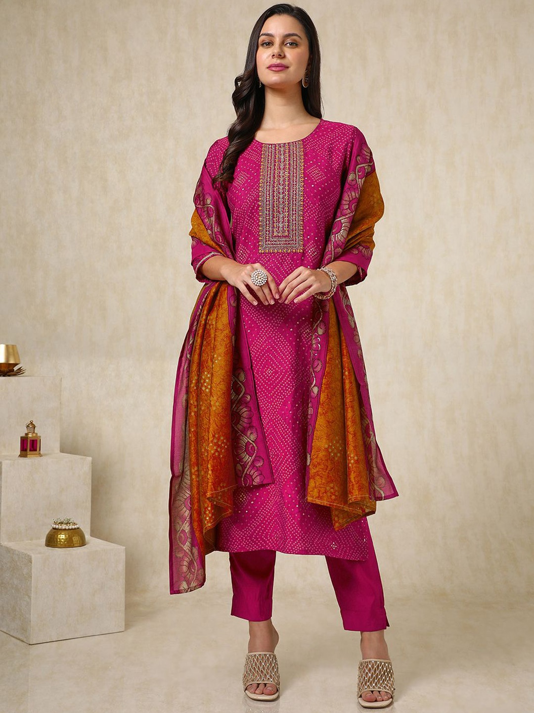 Soch Maroon Bandhani Embroidered Round Neck Thread Work Kurta With Trousers & Dupatta
Soch Maroon Bandhani Embroidered Round Neck Thread Work Kurta With Trousers & Dupatta