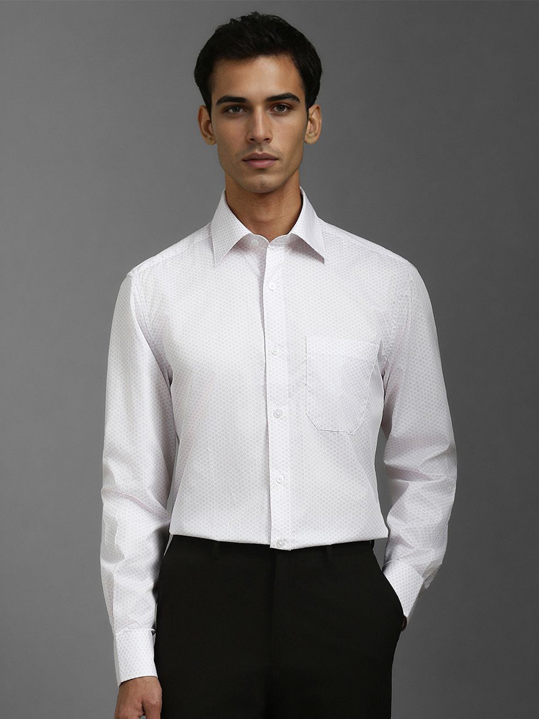 Louis Philippe Men Classic Spread Collar Geometric Printed Cotton Formal Shirt, White
Louis Philippe Men Classic Spread Collar Geometric Printed Cotton Formal Shirt, White