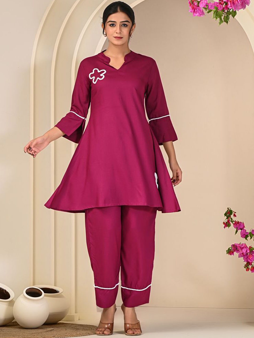 Indi INSIDE Embellished Mandarin Collar Three-Quarter Sleeves Pure Cotton Top & Trouser, Burgundy
Indi INSIDE Embellished Mandarin Collar Three-Quarter Sleeves Pure Cotton Top & Trouser, Burgundy
