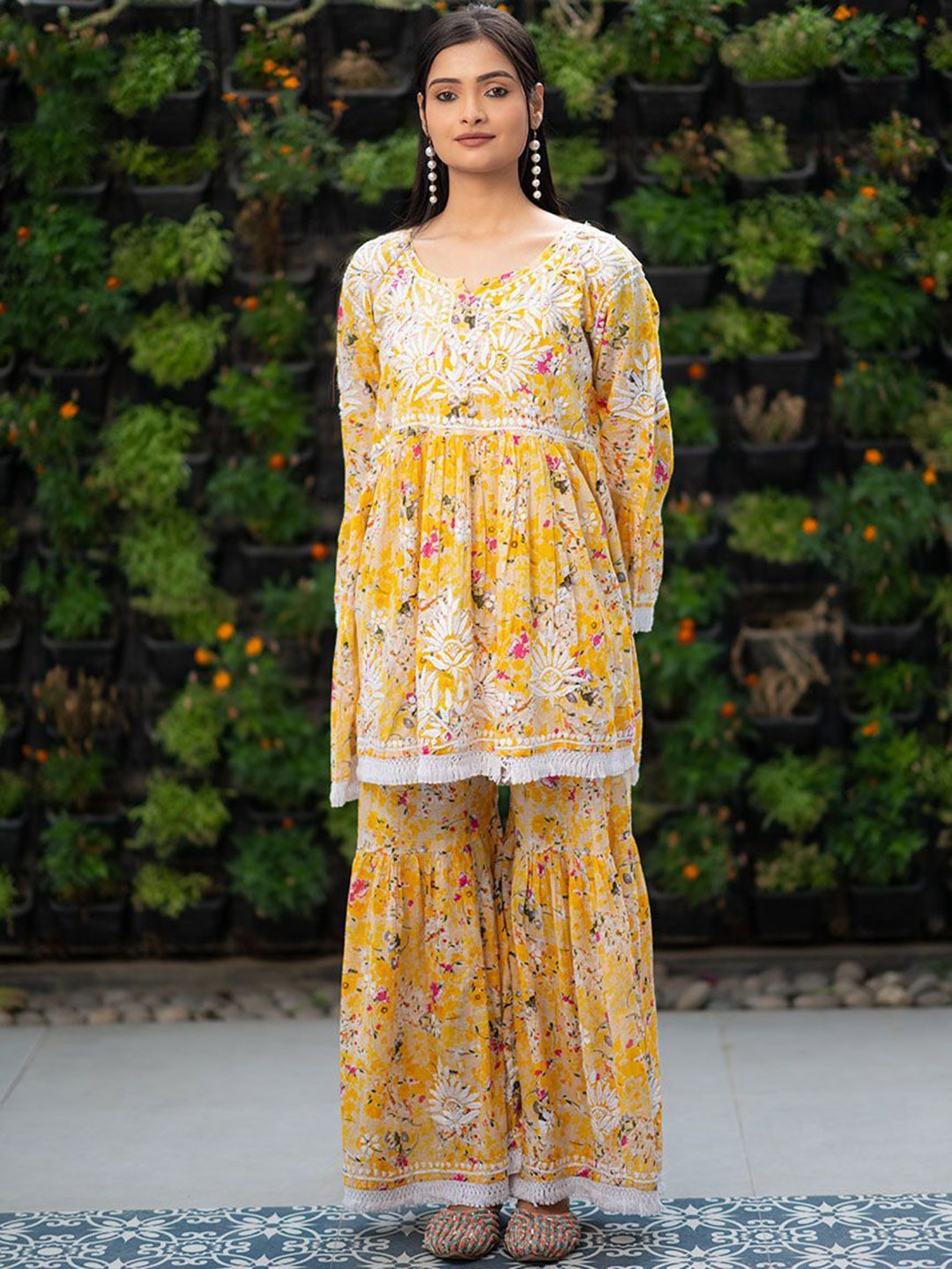 Rangreza Ethnic Floral Printed Thread Work Pure Cotton A-Line Kurta With Sharara, Yellow
Rangreza Ethnic Floral Printed Thread Work Pure Cotton A-Line Kurta With Sharara, Yellow