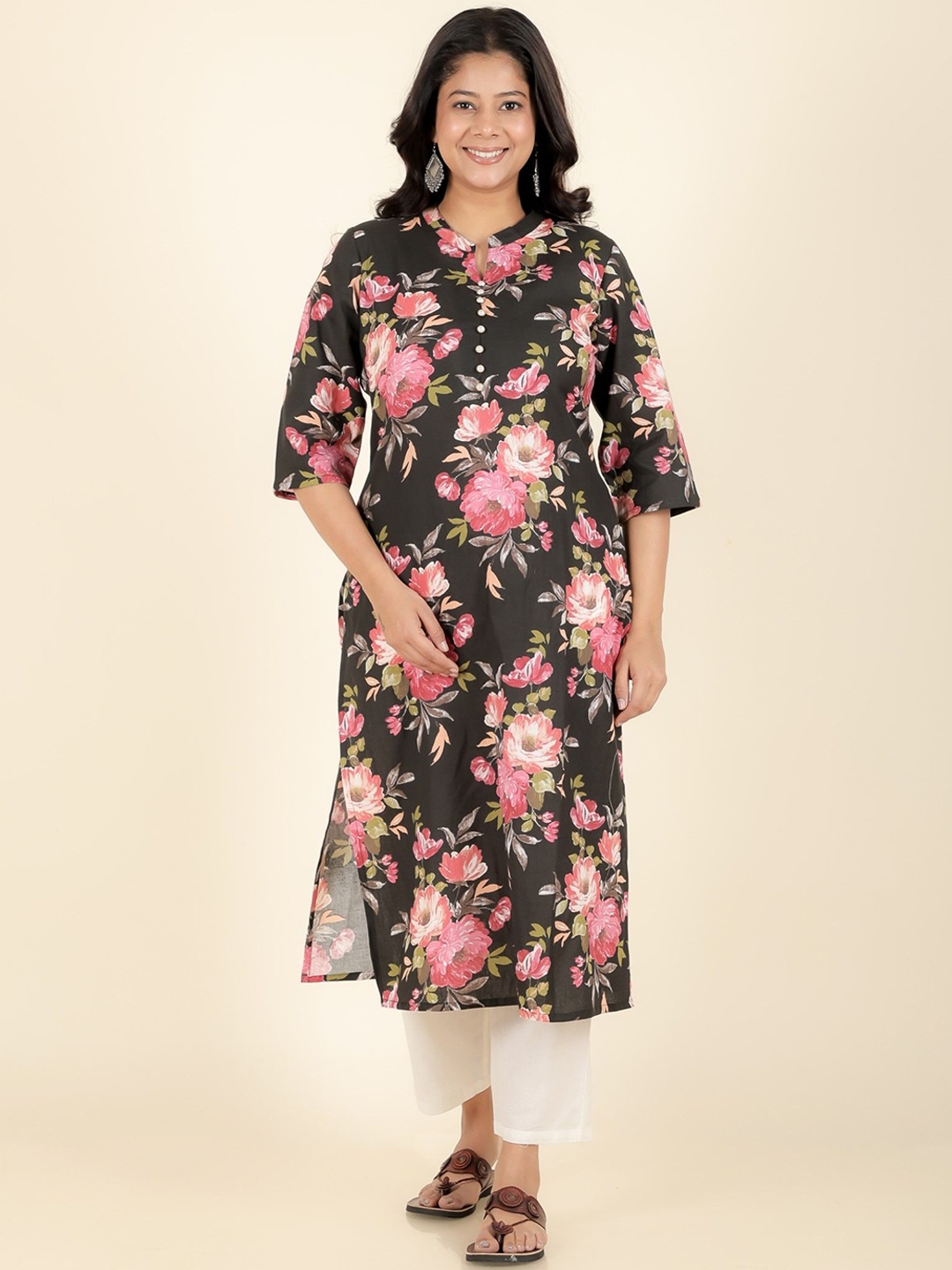 Aramya Floral Printed Mandarin Collar Beads & Stones Linen Cotton Kurta With Trouser, Black
Aramya Floral Printed Mandarin Collar Beads & Stones Linen Cotton Kurta With Trouser, Black