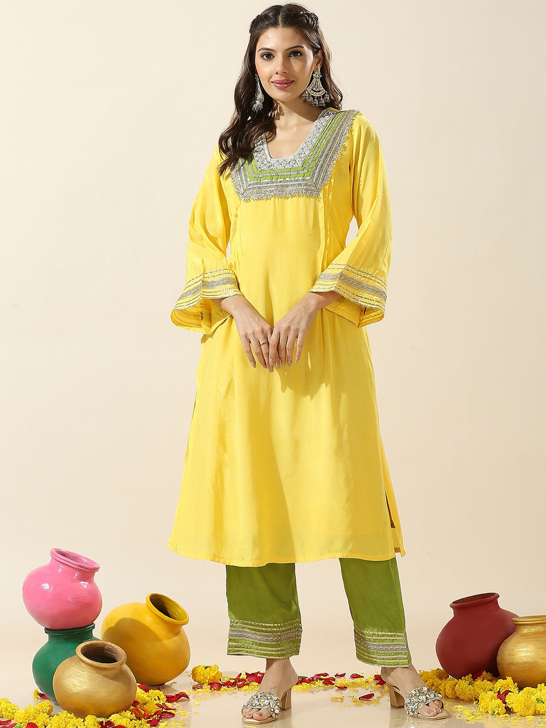 Label Ishnya Floral Yoke Design Flared Sleeves Gotta Patti Straight Kurta With Trousers, Yellow
Label Ishnya Floral Yoke Design Flared Sleeves Gotta Patti Straight Kurta With Trousers, Yellow