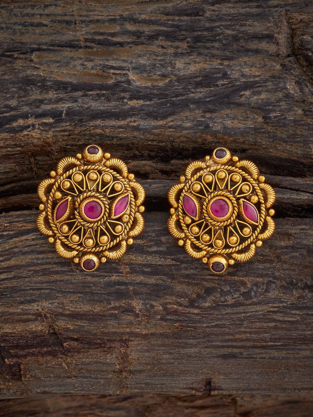 Kushal's Fashion Jewellery Silver Gold-Plated Stone Studded & Beaded Circular Temple Studs
Kushal's Fashion Jewellery Silver Gold-Plated Stone Studded & Beaded Circular Temple Studs