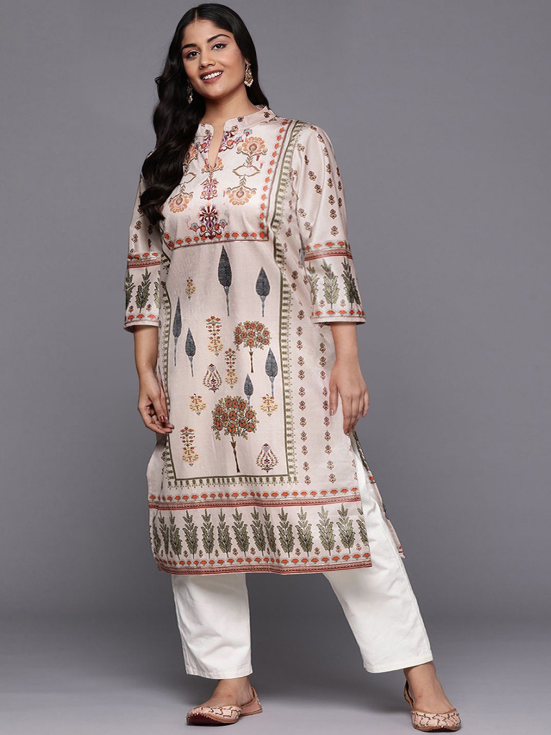 A PLUS BY AHALYAA Plus Size Ethnic Motifs Printed Mandarin Collar Velvet Straight Kurta, White
A PLUS BY AHALYAA Plus Size Ethnic Motifs Printed Mandarin Collar Velvet Straight Kurta, White