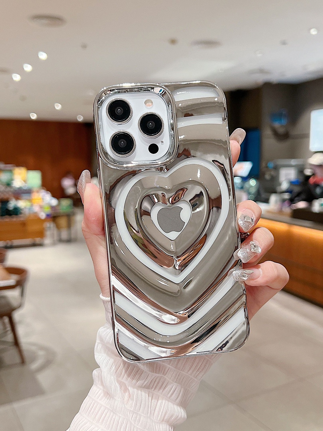 Luxury Kase Geometric Printed iPhone 13 Pro Max Back Case Mobile Accessories, Silver
Luxury Kase Geometric Printed iPhone 13 Pro Max Back Case Mobile Accessories, Silver