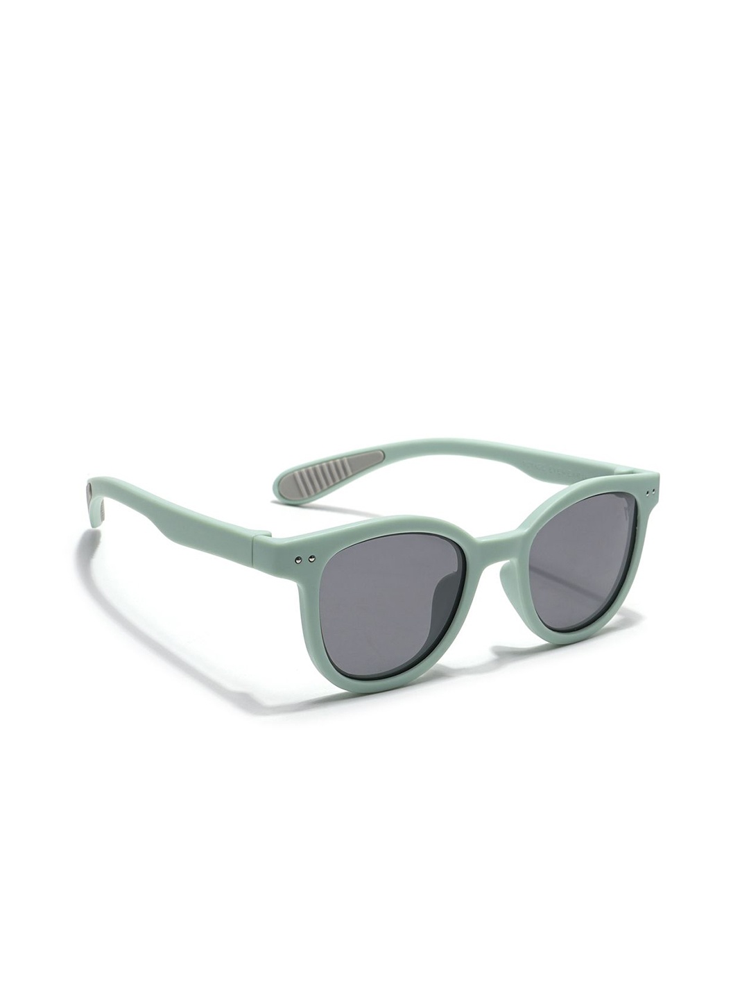 Voyage Kids Round Sunglasses with Polarised and UV Protected Lens 8444PMG5910, Black
Voyage Kids Round Sunglasses with Polarised and UV Protected Lens 8444PMG5910, Black