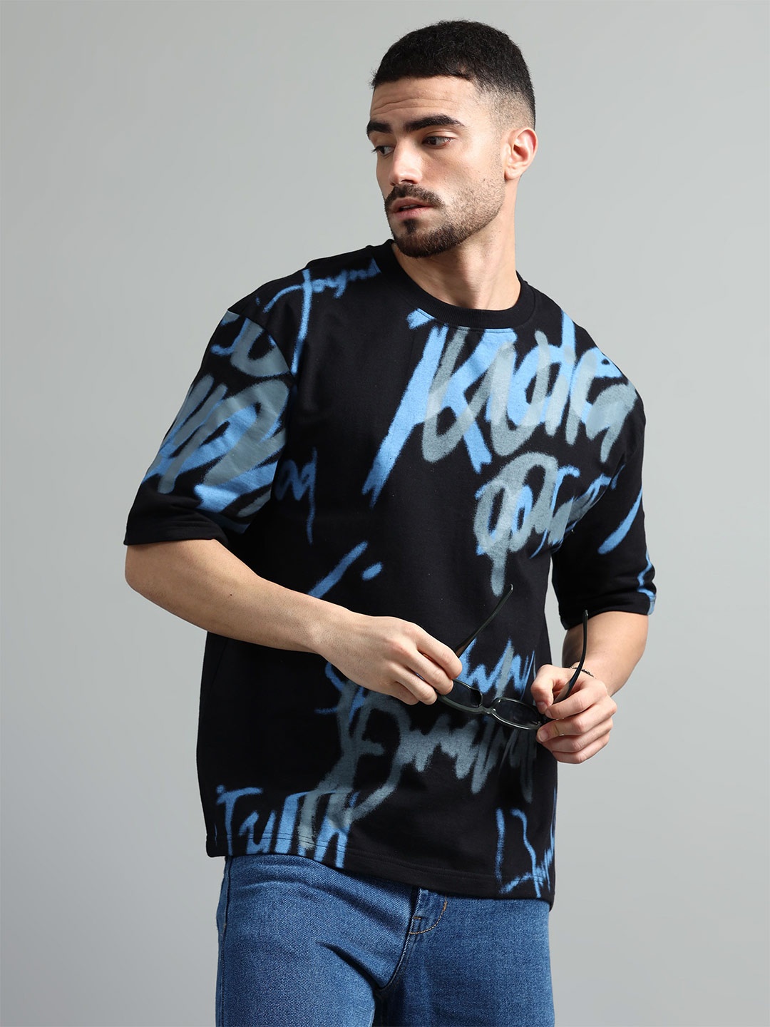 The Roadster Lifestyle Co. Men Abstract Printed Round Neck Cotton Oversized T-shirt, Black
The Roadster Lifestyle Co. Men Abstract Printed Round Neck Cotton Oversized T-shirt, Black