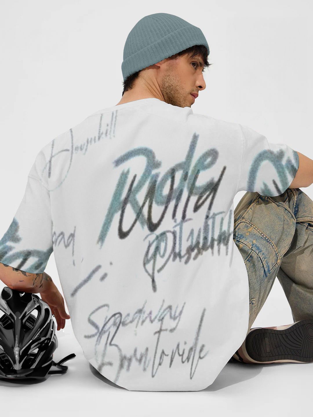 The Roadster Lifestyle Co. Men Typography Printed Round Neck Cotton Oversized T-shirt, White
The Roadster Lifestyle Co. Men Typography Printed Round Neck Cotton Oversized T-shirt, White