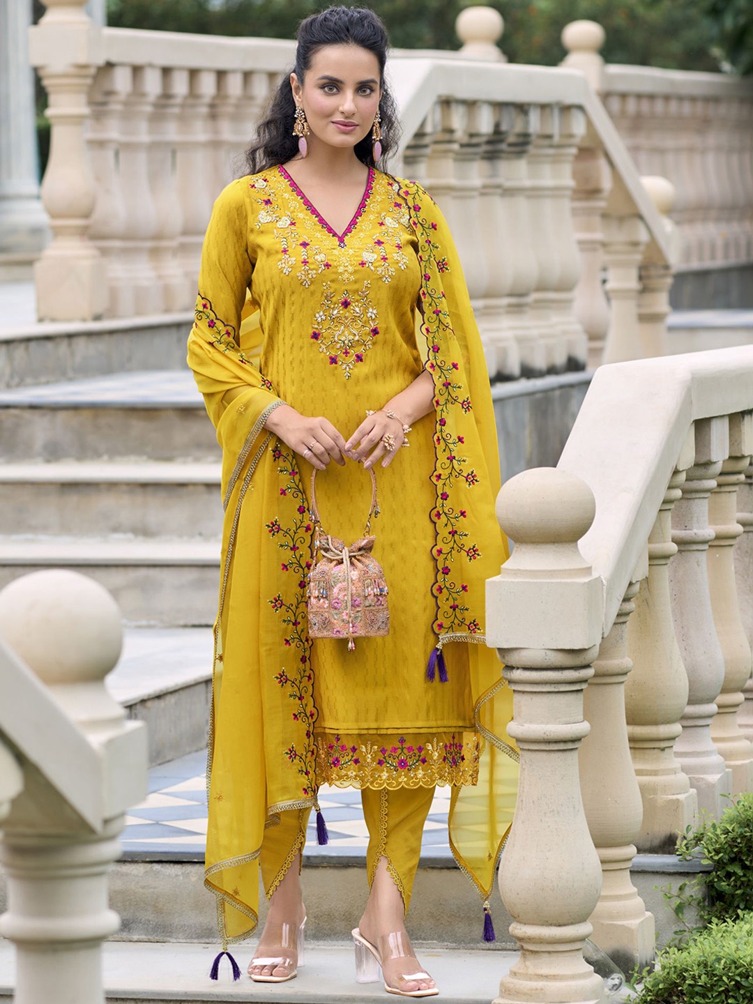 MOJILAA Floral Embroidered Beads and Stones Straight Kurta with Dhoti Pants & Dupatta, Yellow
MOJILAA Floral Embroidered Beads and Stones Straight Kurta with Dhoti Pants & Dupatta, Yellow