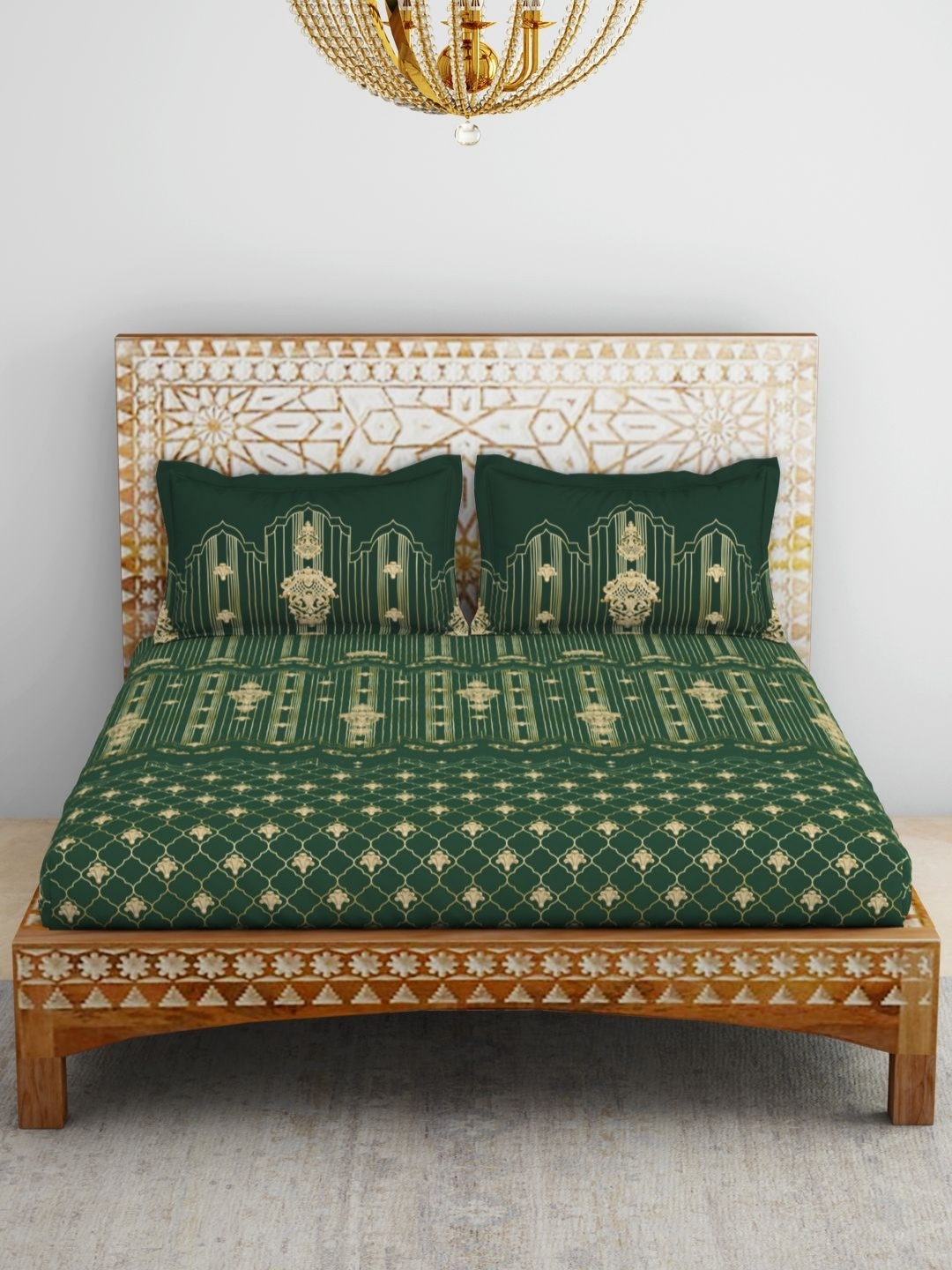 SPACES Green & Beige Ethnic Motifs Pure Cotton 210 TC King Bedsheet Set 2.74 m x 2.74 m
SPACES Green & Beige Ethnic Motifs Pure Cotton 210 TC King Bedsheet Set 2.74 m x 2.74 m