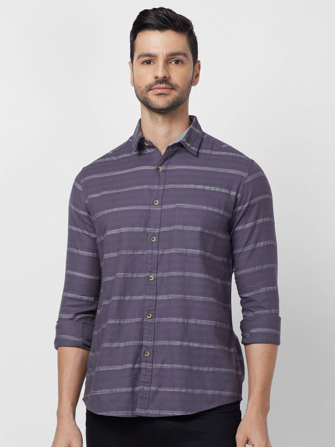 SNX Men Spread Collar Horizontal Striped Cotton Tailored Fit Casual Shirt, Blue
SNX Men Spread Collar Horizontal Striped Cotton Tailored Fit Casual Shirt, Blue