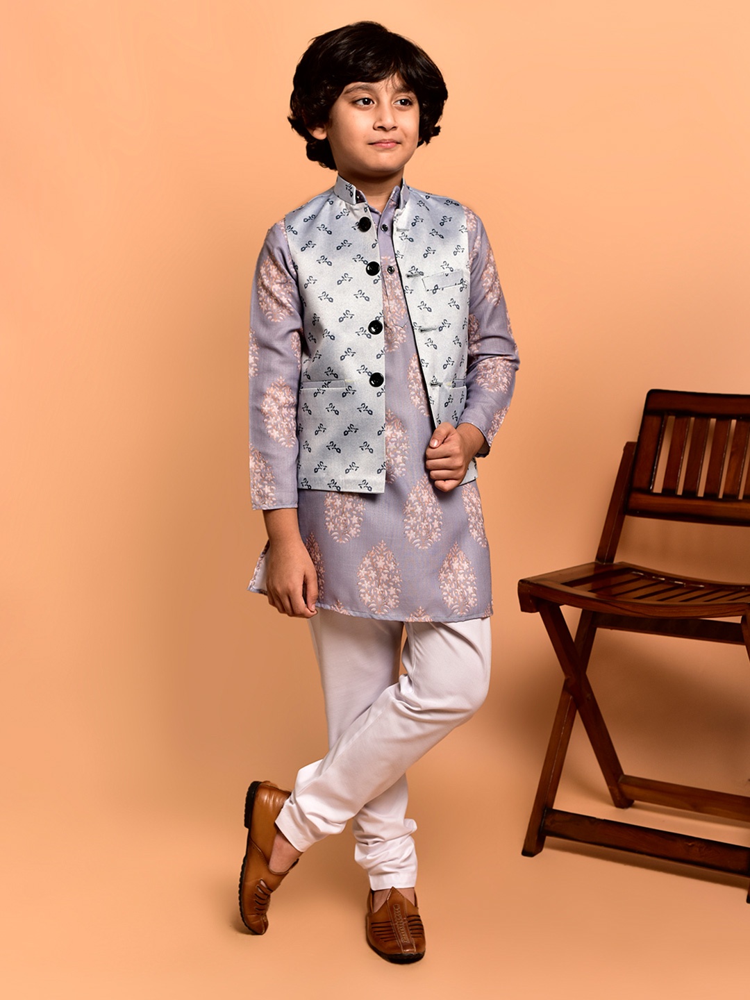 PRINTCULTR Boys Floral Printed Mandarin Collar Regular Straight Kurta with Churidar, Purple
PRINTCULTR Boys Floral Printed Mandarin Collar Regular Straight Kurta with Churidar, Purple
