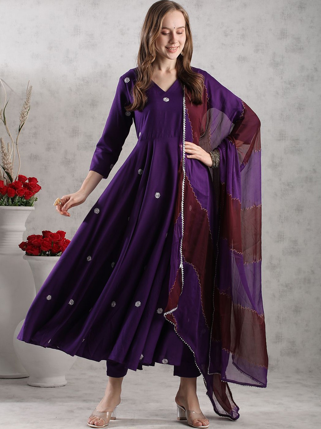 Anni Designer Ethnic Motifs Embroidered Regular Anarkali Kurta with Trousers & Dupatta, Purple
Anni Designer Ethnic Motifs Embroidered Regular Anarkali Kurta with Trousers & Dupatta, Purple