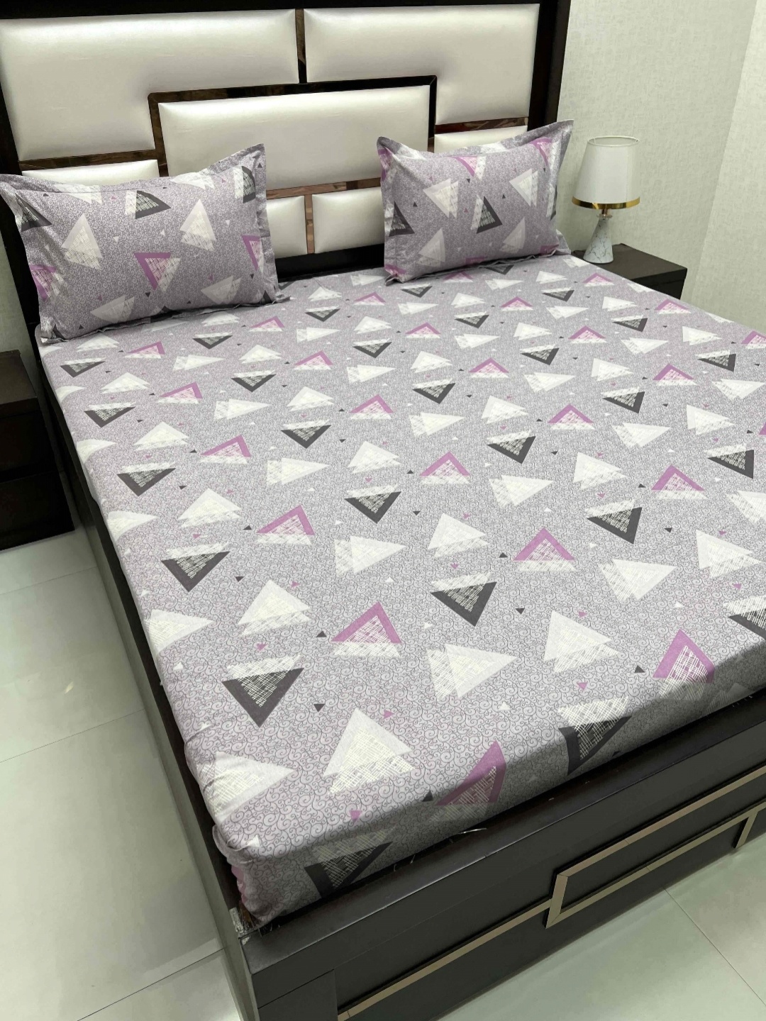 Pure Decor Cotton Queen Size Double Bed Bedsheet With 2 Pillow Covers 2.28m X 2.54m, Purple
Pure Decor Cotton Queen Size Double Bed Bedsheet With 2 Pillow Covers 2.28m X 2.54m, Purple