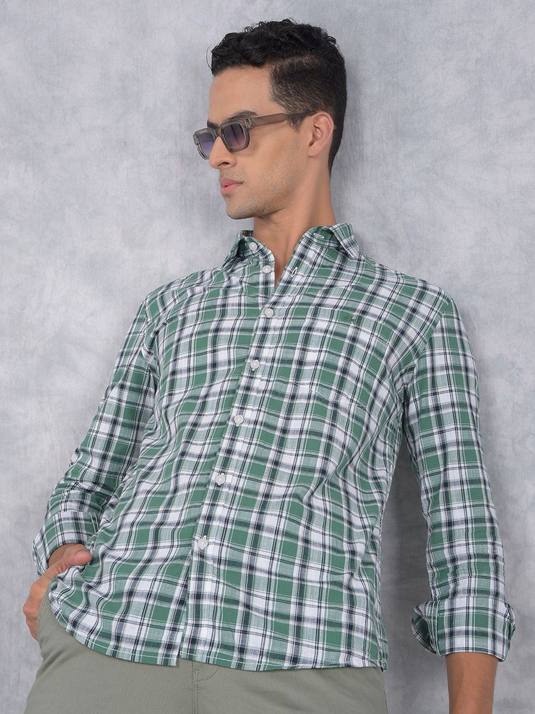Crimsoune Club Men Smart Spread Collar Tartan Checked Cotton Slim Fit Casual Shirt, Green
Crimsoune Club Men Smart Spread Collar Tartan Checked Cotton Slim Fit Casual Shirt, Green