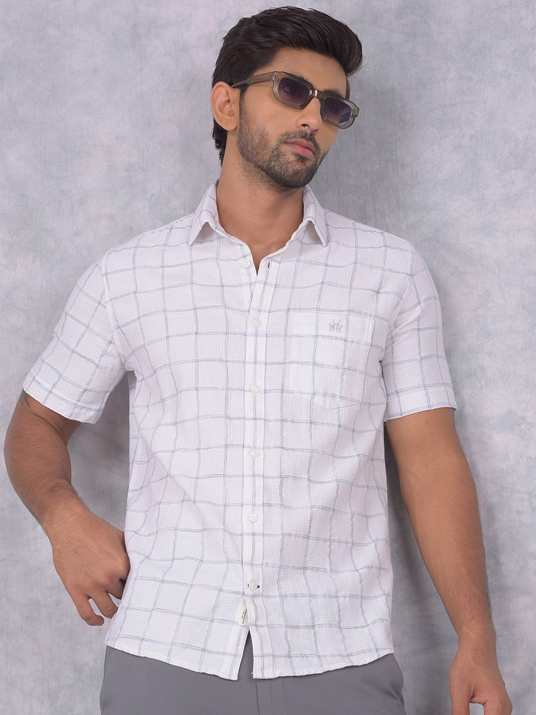 Crimsoune Club Men Smart Spread Collar Checked Cotton Slim Fit Casual Shirt, White
Crimsoune Club Men Smart Spread Collar Checked Cotton Slim Fit Casual Shirt, White