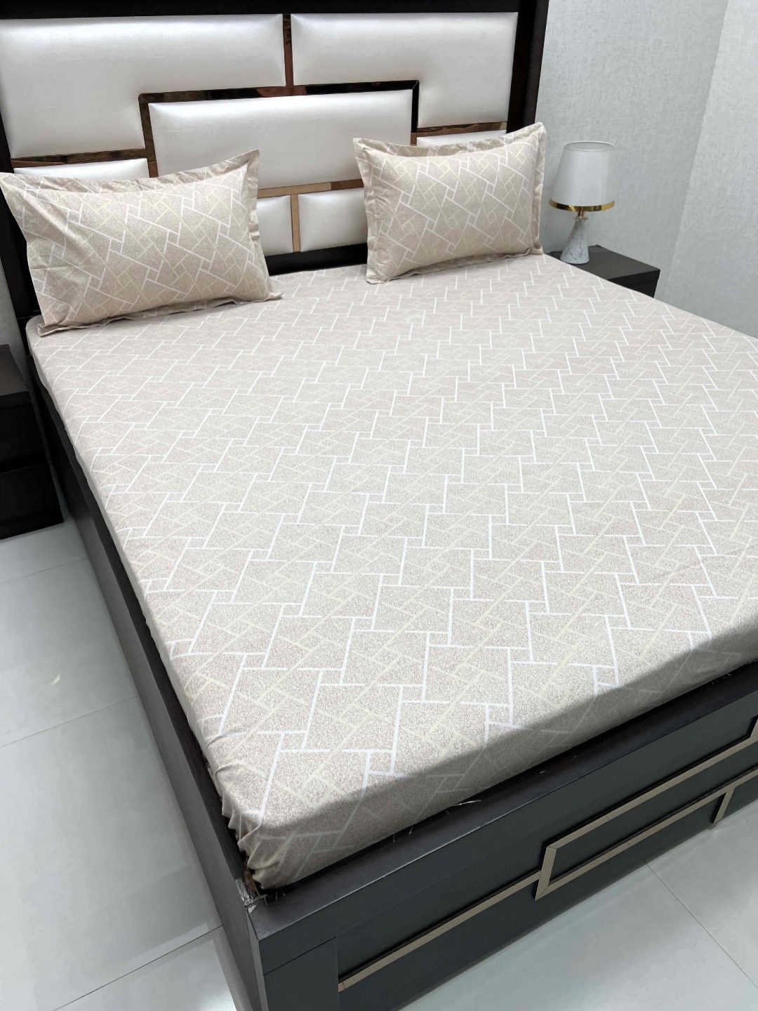 Pure Decor Passion Green Ethnic Motifs Pure Cotton Queen Bedsheet Set 2.28 m x 2.54 m, Cream
Pure Decor Passion Green Ethnic Motifs Pure Cotton Queen Bedsheet Set 2.28 m x 2.54 m, Cream