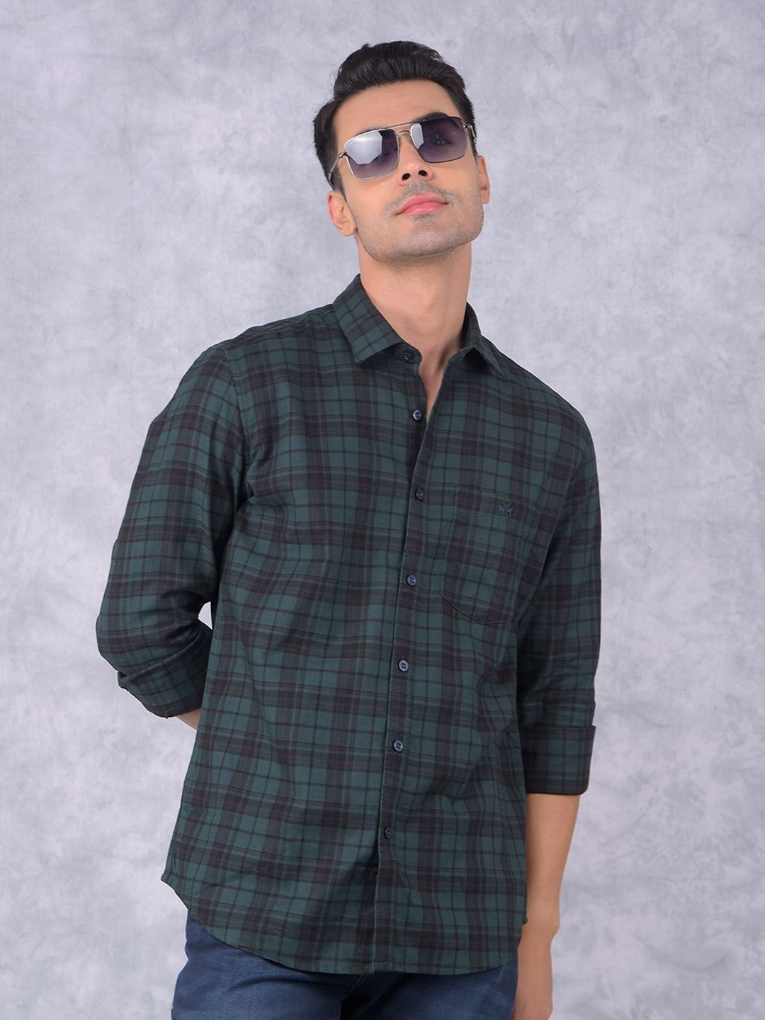 Crimsoune Club Men Smart Spread Collar Tartan Checked Cotton Slim Fit Casual Shirt, Green
Crimsoune Club Men Smart Spread Collar Tartan Checked Cotton Slim Fit Casual Shirt, Green