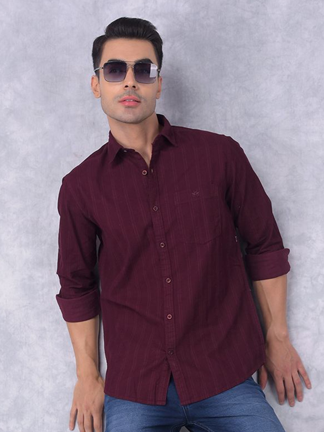 Crimsoune Club Men Smart Spread Collar Vertical Striped Cotton Slim Fit Casual Shirt, Red
Crimsoune Club Men Smart Spread Collar Vertical Striped Cotton Slim Fit Casual Shirt, Red