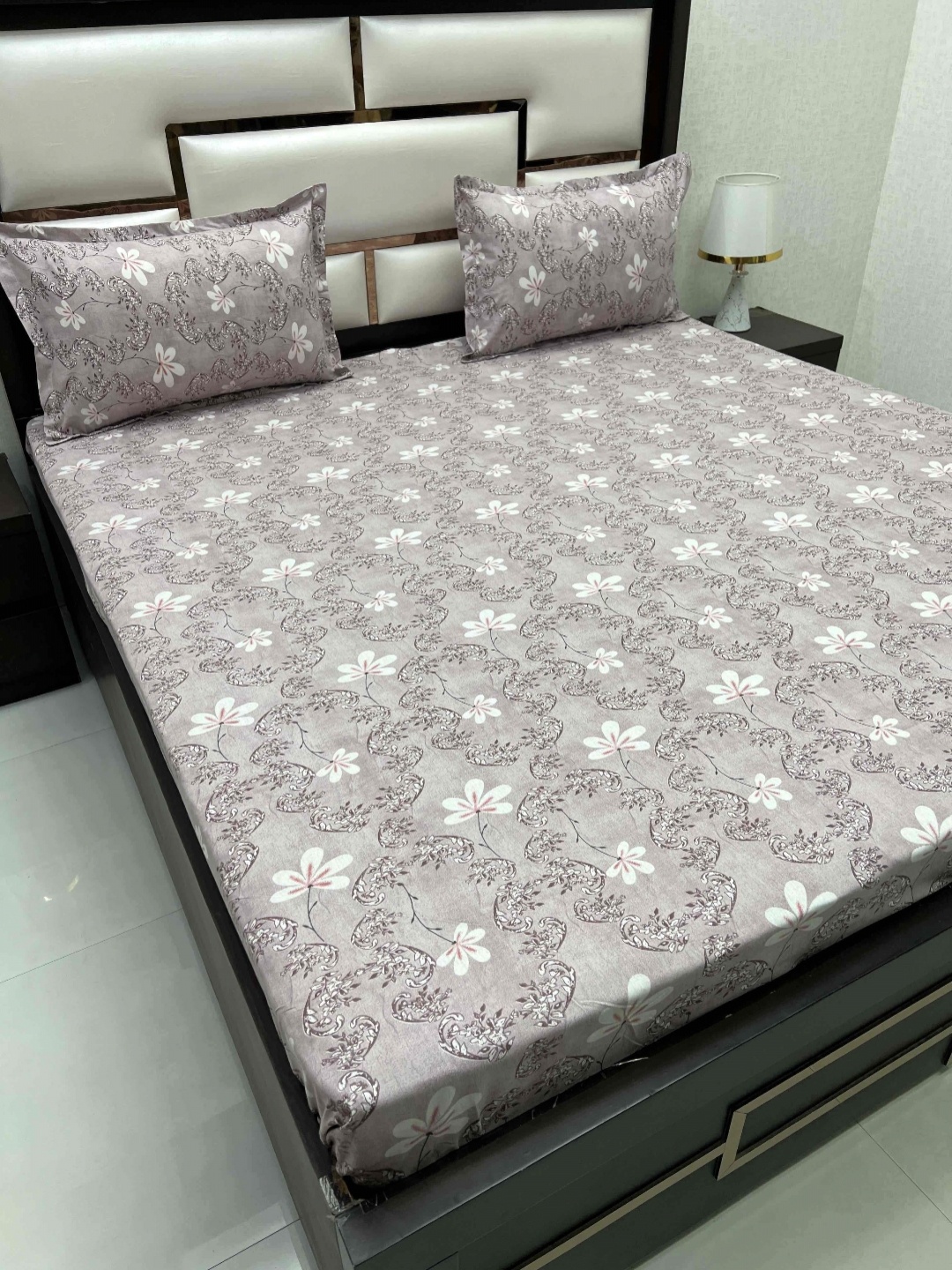 Pure Decor Cotton Queen Size Double Bedsheet With 2 Pillow Covers 2.28m X 2.54m, Purple
Pure Decor Cotton Queen Size Double Bedsheet With 2 Pillow Covers 2.28m X 2.54m, Purple