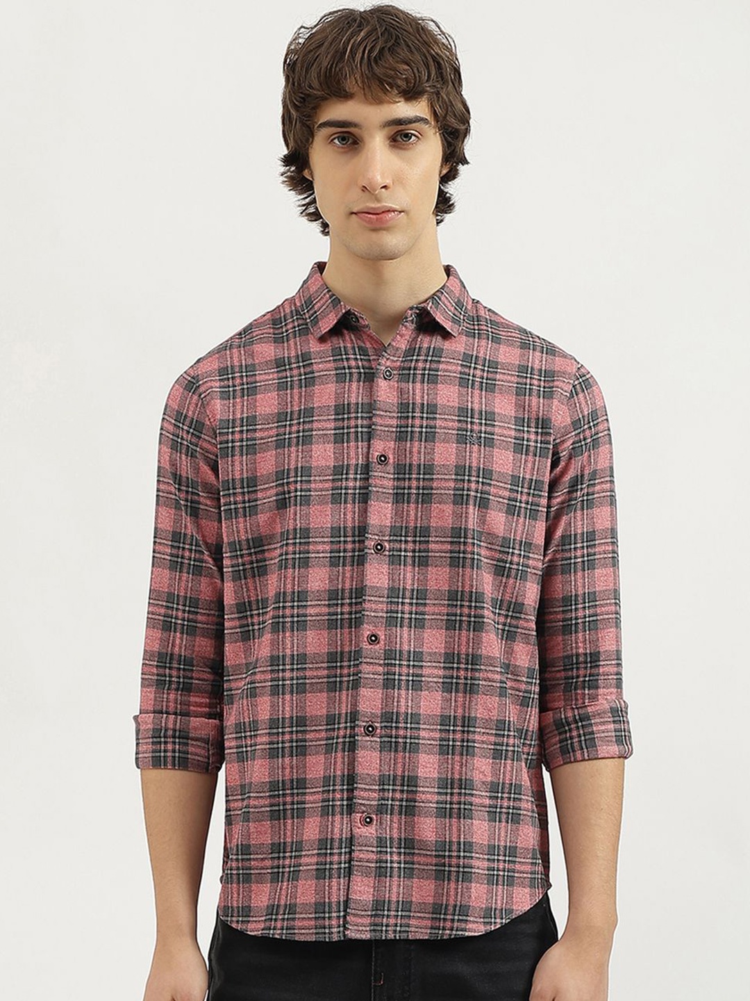 United Colors of Benetton Men Spread Collar Tartan Checked Cotton Slim Fit Formal Shirt, Pink
United Colors of Benetton Men Spread Collar Tartan Checked Cotton Slim Fit Formal Shirt, Pink