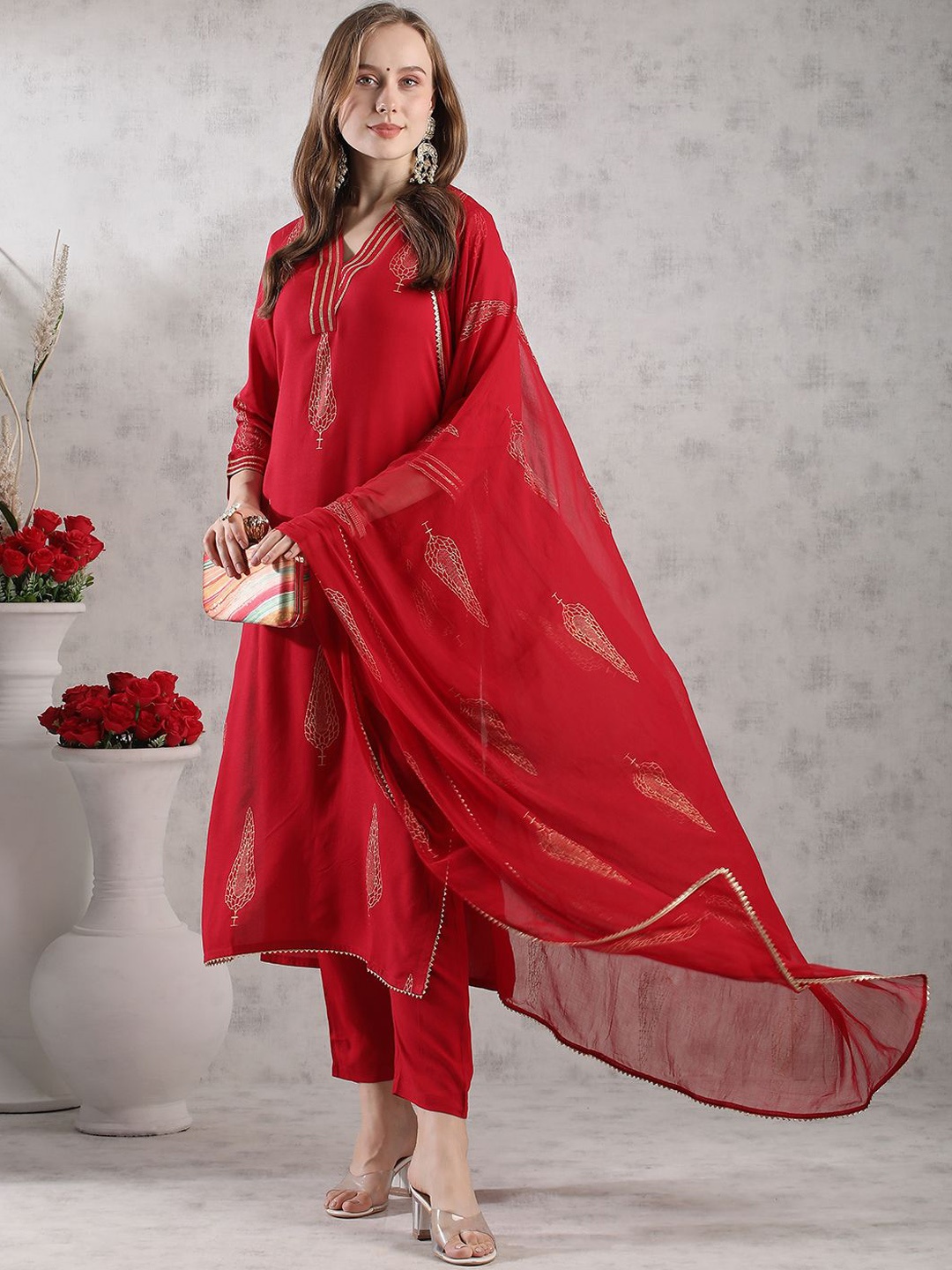 GoSriKi Floral Printed V-Neck Gotta Patti Straight Kurta With Trousers & Dupatta, Maroon
GoSriKi Floral Printed V-Neck Gotta Patti Straight Kurta With Trousers & Dupatta, Maroon