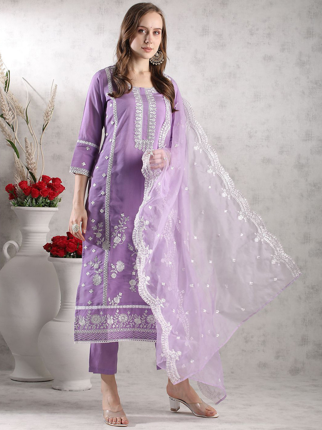 Anni Designer Floral Embroidered Regular Straight Kurta with Trousers & Dupatta, Purple
Anni Designer Floral Embroidered Regular Straight Kurta with Trousers & Dupatta, Purple